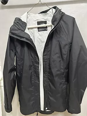 The North Face Women's DryVent Rain Jacket - Small • $20