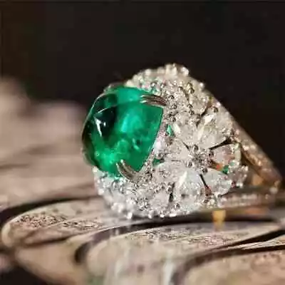 Lab-Created Emerald 2.50Ct Cushion Cut Men's Ring 14K White Gold Silver Plated • $114.79