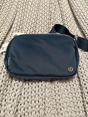 Lululemon Velour Belt Bag Jasper Green/ Gold NWT • $35.99