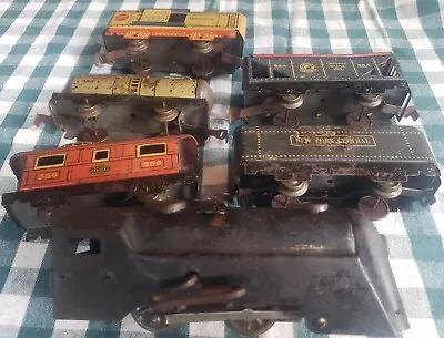 Vintage MARX Tin Litho  New York Central  Wind-Up Train Set - Used - WORKS!!!!!  • $135