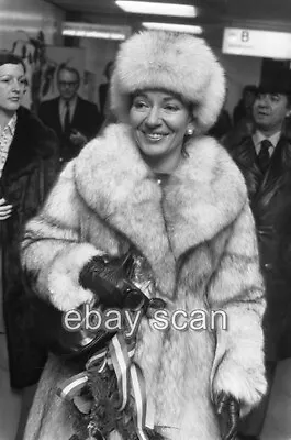 Maria Callas   Fur Coat    8x10 Photo 46 • $14.99