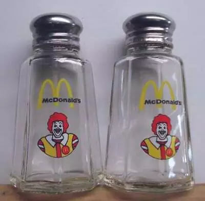 A Great Set Of 2 Ronald McDonald's Salt And Pepper Shakers • $8.99