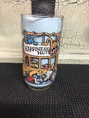 Vintage The Great Muppet Caper Happiness Hotel McDonalds Drinking Glass 1981 • $14.88
