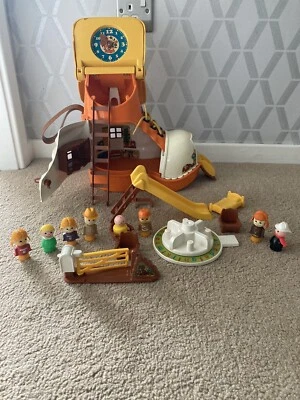 £49.99 • Buy Vintage Matchbox Play N Learn Play Boot School House 1977 Playset 8 Figures