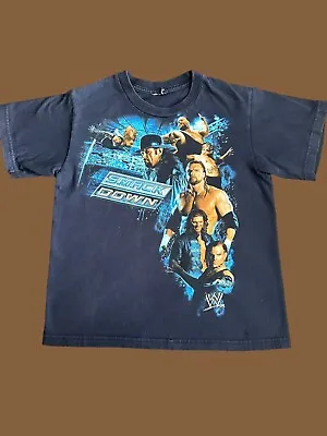 ✨WWE Smack Down Group Tshirt Boy’s M Youth Undertaker Triple H Big Show Edge • £9.50