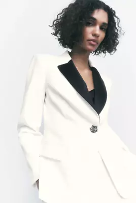 ZARA NEW WOMAN FITTED BLAZER JACKET Contrast Lapels OYSTER WHITE 8374/525 • $89.99