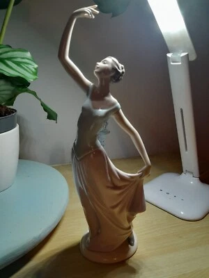£24.99 • Buy Stunning LARGE NAO BY Lladro DANCER FIGURE 1204  THE DANCE IS OVER  13.5 Inches 