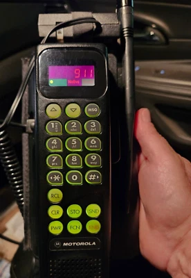 $74.08 • Buy Vtg 1980s Motorola 2552A Car Boat Trucker CLEAN Prop Beauty Working USA Phone