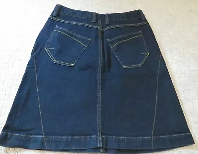 MOUNTAIN HARDWEAR Organic Cotton Elastane Denim Jean Skirt Women's Size 4 • $19.99