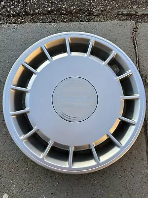 89-93 Volvo 240 DL 14” Hubcap Wheel Cover 1372165 90 91 92 Very Nice • $74.95