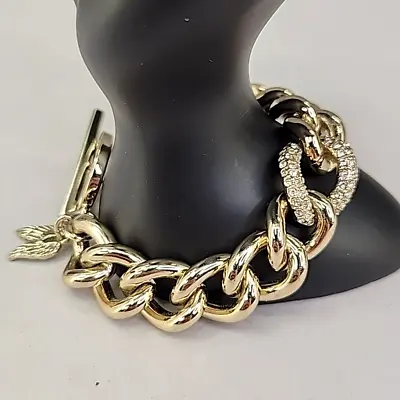 Victorias Secret Bracelet Gold Tone Curb Link Chain Wings Statement Chunky 8  • $13.60