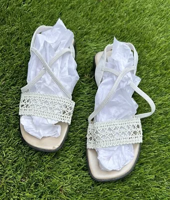 MontegoBay Club White Sandals Size 7.5 • $14.50