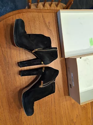 Michael Kors Haven Women Black Gold Logo Suede Side Zip Heel Ankle Boots 10M • $15.92