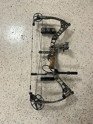 Mathew’s Reezen 7.0 Compound Bow L/H • $500