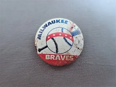 Vintage Milwaukee Braves Pin Pinback • $9.99