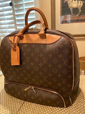 Louis Vuitton Monogram Evasion Boston Travel Hand Bag~18 WX 15h X 9 D~CLEAN COND • $995