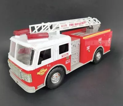 Tonka 13  Fire Engine Truck W/Ladder Funrise #05347 Vintage W/ Lights And Sound • $24.99