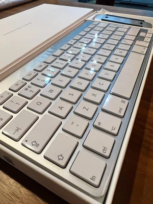 £29 • Buy Apple Magic Keyboard & Mouse -  White & Silver Set Brand New Wireleess Keyboard
