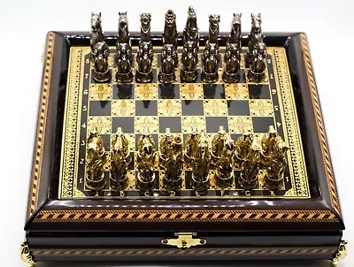 Empire - Chess Set - Animal Style - Luxury Set - Natural Lacquered Wood  • £49.95