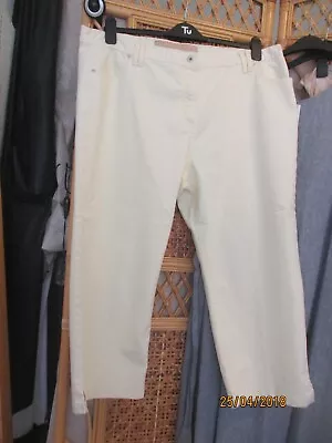 Lemon Cotton/stretch Cropped Trousers Marks & Spencers Bnwot - Size 22 • £3.50