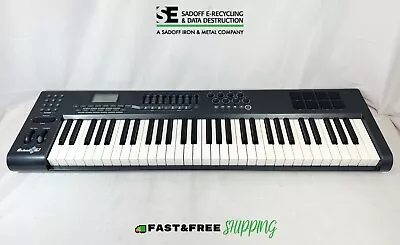 (W) M-Audio Axiom 61 Piano Keyboard MIDI & USB Controller 61 Semi-Weighted Keys • $145