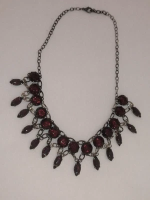 £19 • Buy Vintage Victorian  Gothic Garnet Blown Glass Necklace