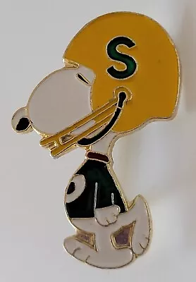 Vintage Peanuts Snoopy Lapel Pin State Football Aviva United Features • $10