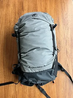 Mammut Ducan 30 • $150