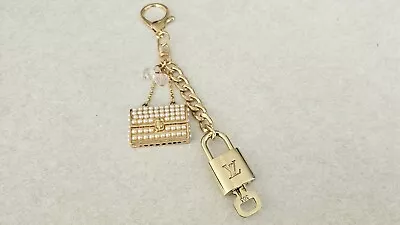 $69.99 • Buy Preloved LOUIS VUITTON Lock & Key With Free Charm