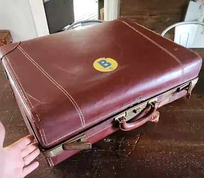 Vintage 50's Atom Lite Genuine Leather Suitcase Luggage Brown 24 X 18 • $30