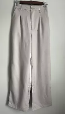 New H&M Woman’s Beige Elastic Back Wide Leg Palazzo Trousers High Rise Pants 6 • $14.85