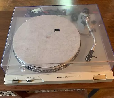 Technics SL-D2 Turntable+Preamp Bundle. Fully Working • $145.40