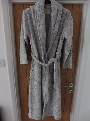 M&S Fleece Dressing Gown Grey • £20