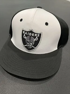 RAIDERS Las Vegas Oakland LA Helmet Logo White & Black L/XL Flex Hat Cap NEW • $22