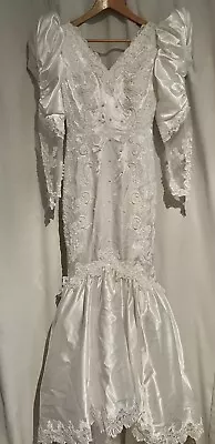 WOW! Vintage 80’s White Puff Sleeve Victorian Wedding Dress Train Veil Size 8 • $250