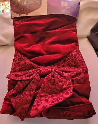Jaclyn Smith Today Christmas Tree Skirt 48  Red Velvet Visions • $20