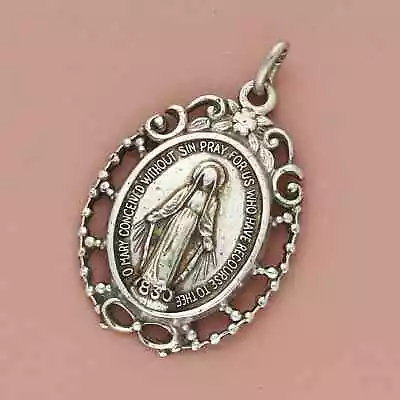 Creed Sterling Silver Vintage Scroll Virgin Mary Miraculous Medal Pendant • $38.40