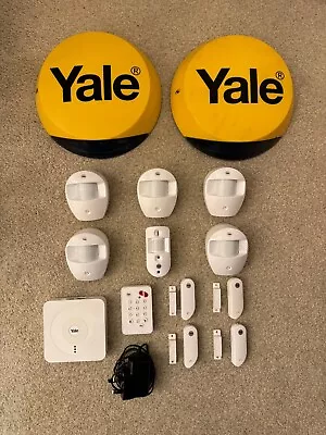 Yale SR-340 Smart Home Alarm Kit Inc. PIR Camera Extra PIRs & Door Contacts • £175