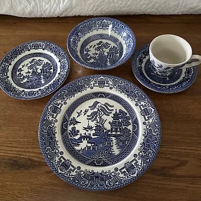 Vintage English Ironstone Tableware EIT England Blue Willow 5 Pcs Place Setting • $20