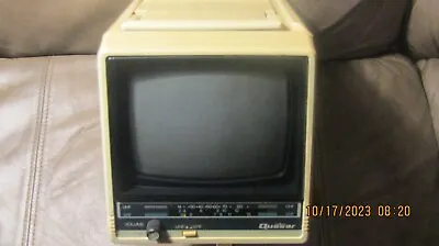 ©1983 Quasar 5  TV SET AM/FM Radio Model XP1465WH B&W (Untested) For Parts Only • $19.95