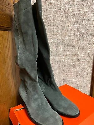 MILANO VERO CUOIO GRAY SUEDE  BOOTS MADE IN ITALY S- 7.5M • $35