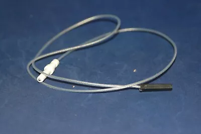 £9.25 • Buy Genuine Indesit Cooker And Hob Ignition Spark Plug Electrode (1=700) C00052951 