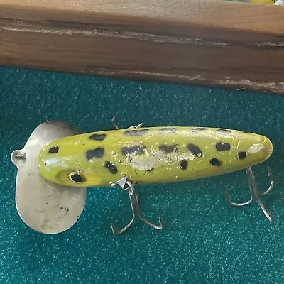 Vtg FISHING LURE! FRED ARBOGAST MUSKY JITTERBUG IN FROG! All WOOD BODIES! 5” • $34.99