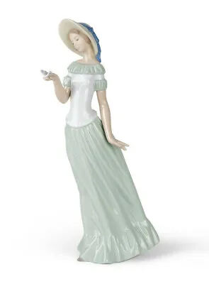 $159.98 • Buy New Nao By Lladro The Butterfly's Dance Lady #1398 Brand Nib Nature Save$$ F/sh