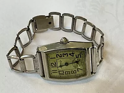 Vtg.WALTHAM 15j Watch -RUNS- 14k G.F. Sqr.Face /SAPPHIRE 14kGFBand • $125