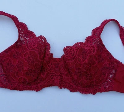 £6.99 • Buy Triumph Amourette Bra Red 34c
