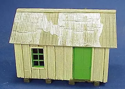 O/On3/On30 LOGGING OR MINING CAMP CABIN STYLE 2 WISEMAN MODEL SERVICES KIT • $26.95