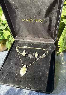 MK Costume Jewelery White & Yellow Pavé Diamond-like Necklace Set NEW In BOX • $20