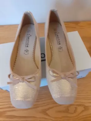 Shoes Suitable For Evening Wear. Champagne Colour. Size 5(38). New. Boxed • £5