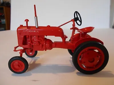 Vintage 1948 Design Fabricators 1:16th Scale 1947 Farmall  Cub  Tractor Used • $250